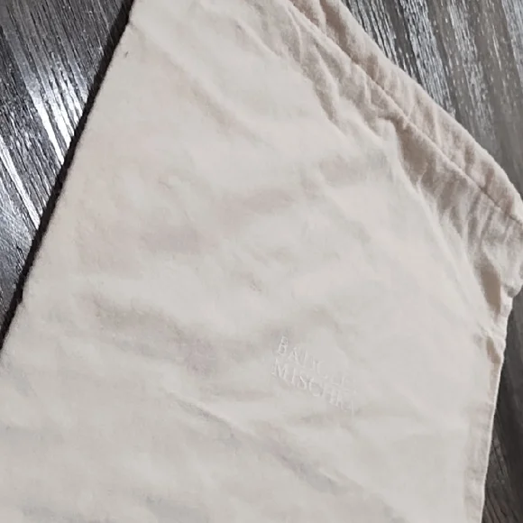 Badgley Mischka Cream Dust Bag - Picture 5 of 7